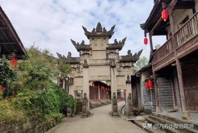 寒假想带一家老小从兰州出发自驾四川，7~10日游，求攻略？