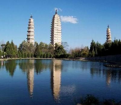 春节后想去云南双人游，主要去昆明，大理，丽江这几个地方求旅游推荐下景点和换乘安排