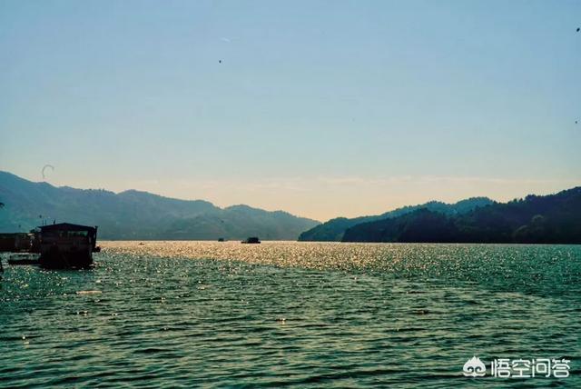 五一小长假，广州周边哪里可以自驾游一天的，最好是有山有水，可以放松心情的？