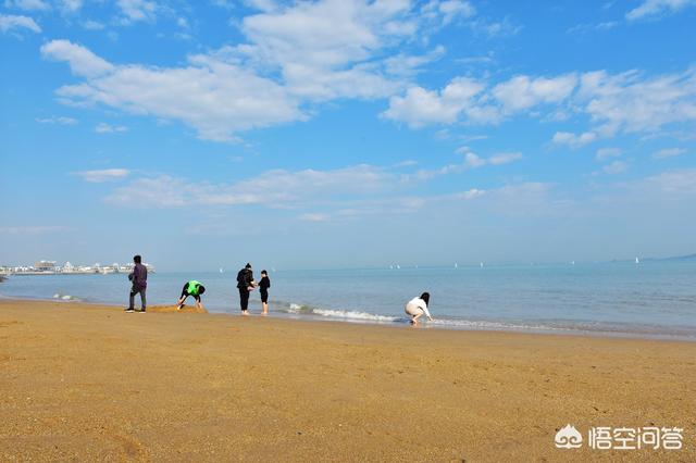 夏天去海边旅游，怎样避免被坑？哪里比较好？