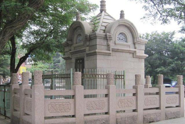 青岛旅游攻略必去景点八大关