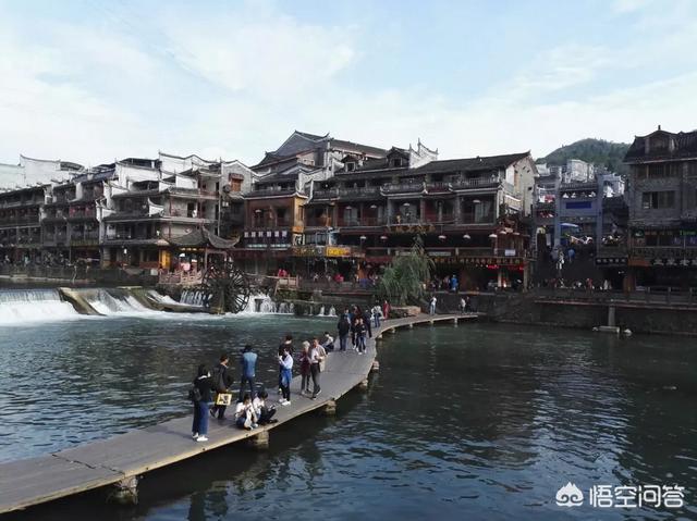 请教各位旅游达人，湖南有哪些值得去旅游的优秀景点？