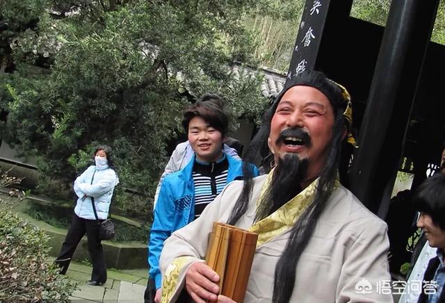 请教各位旅游达人，湖南有哪些值得去旅游的优秀景点？