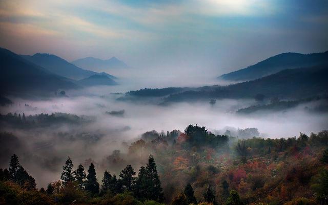 旅游摄影，你拍过哪些城市和哪些山川的秋色？可以分享一下图片吗？