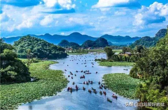 旅游小白跪求一条云南旅游最全攻略（第一次一个人旅游，性别女）时间消费什么的可以忽略舒服就行？