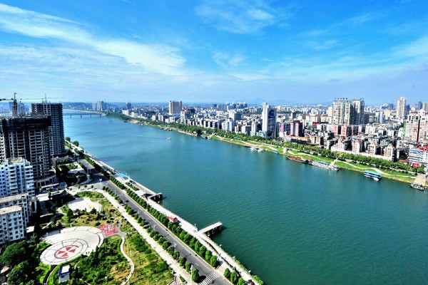湖南的国庆旅游人数排名第3，为何旅游收入仅排名第9？