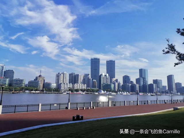 想请问上海有哪些免费又比较值得一去的游玩景点呢？