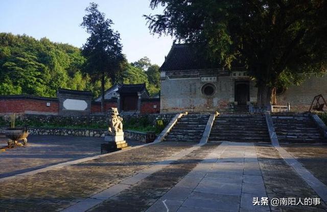 这个季节南阳哪里好玩？