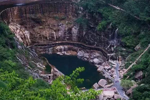 新乡	适合单身汪旅游的地方？