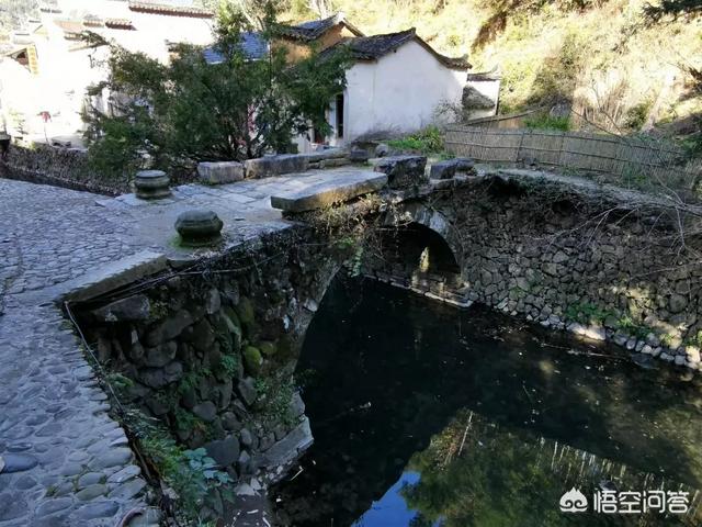 想在春节假期去安徽附近旅游，有哪些景点值得推荐？