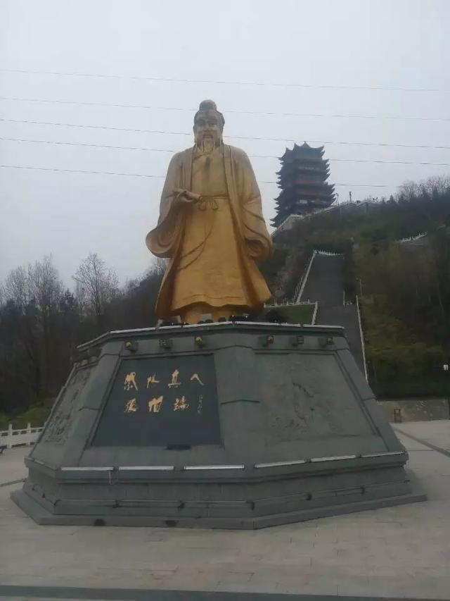 准备11月19号去陕西安康玩，那里适合去游玩吗，需要注意些什么？