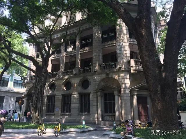 八月份准备去广东旅游，那边天气现在还热不热？会不会像网友说的一样“热死了”？