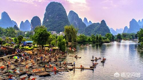 七月底八月初去哪里适合全家旅游，有老人和小孩（3岁）？