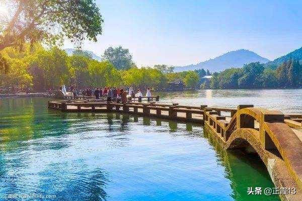 假如给你一周的假期，诗画浙江与活力广东，你会选择去哪里旅游呢？为什么？