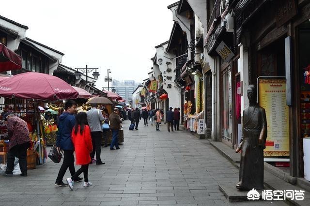 春节假期想带着家人去杭州旅游，有什么攻略吗？