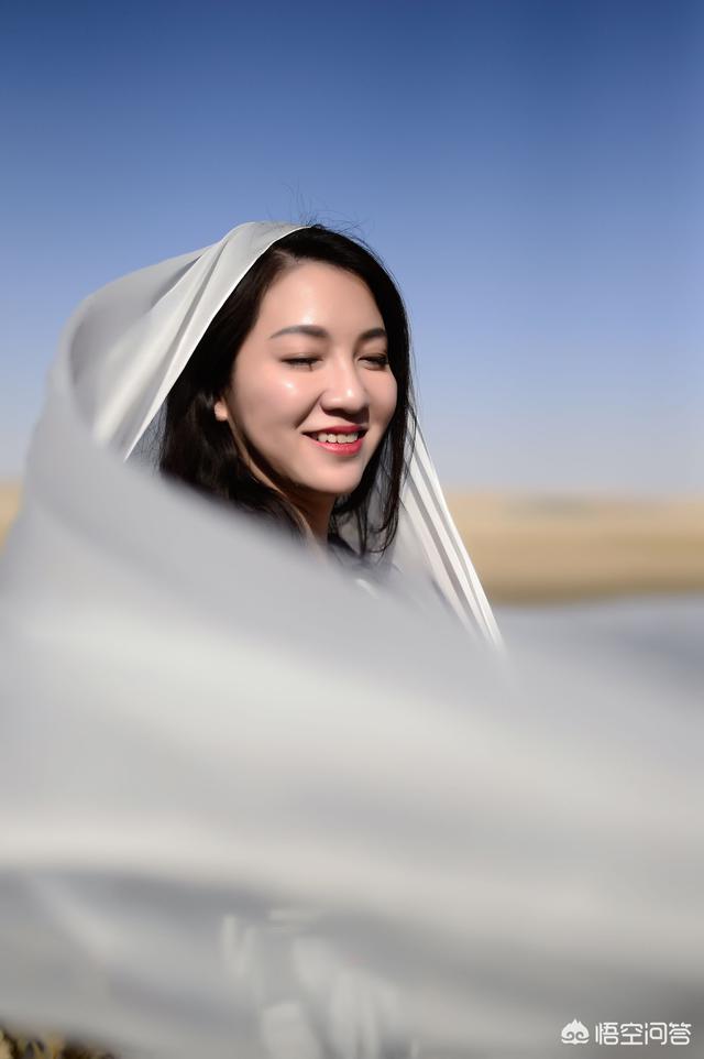 穿什么样的衣服，能在旅行中拍出大片范儿？