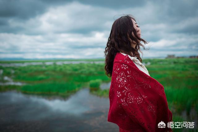 穿什么样的衣服，能在旅行中拍出大片范儿？