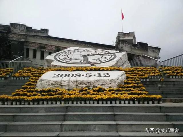 八月适合去成都旅游吗？