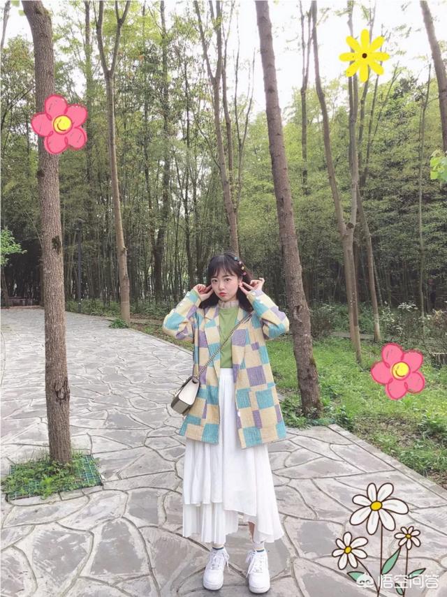 运动鞋除了舒适方便之外，其实也可以很时尚，你有哪些时尚运动鞋穿搭推荐吗？