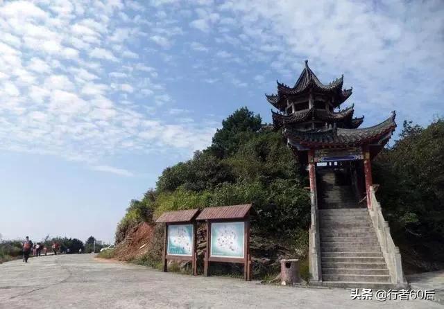 你来贵州会选择去哪里旅游？