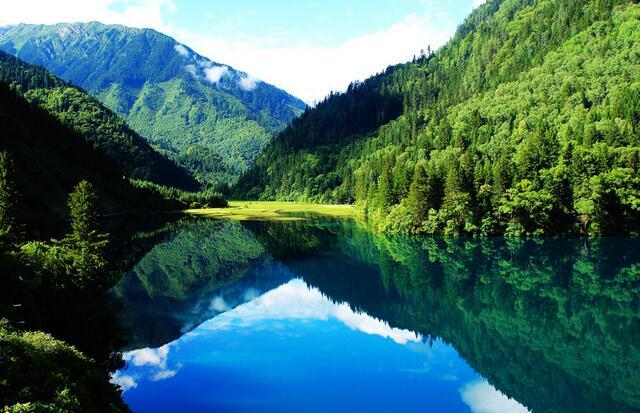 有哪些最适合夏天避暑去的旅游景点？