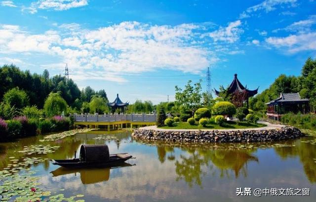 父母亲7月份想去哈尔滨玩，有哪些好玩的地方可以推荐的？