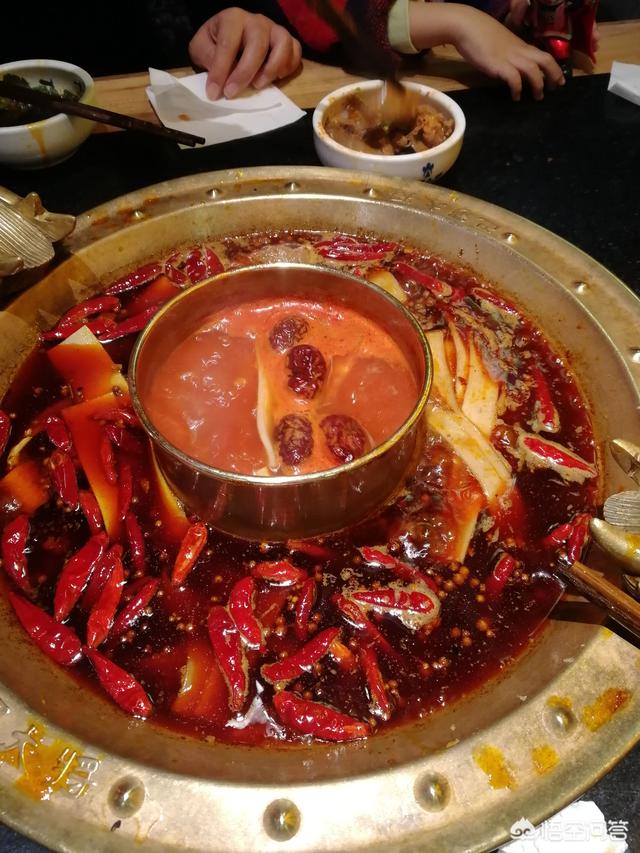 春节期间外出旅游，有什么好的攻略可以推荐？