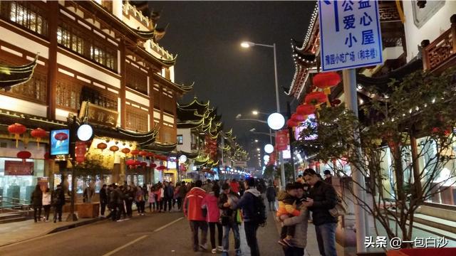 春节期间适合旅游的城市有哪些推荐，首先人要少，物价合理，有飞机场？