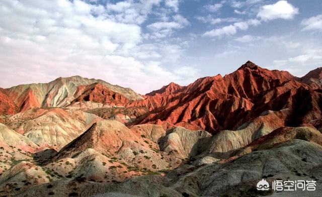 我国夏天气温最高的地方是哪里？可以去旅游吗？好不好玩呢？