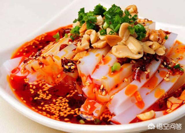 国庆假期，准备在成都和周边游玩，有什么美食和景点可以推荐？