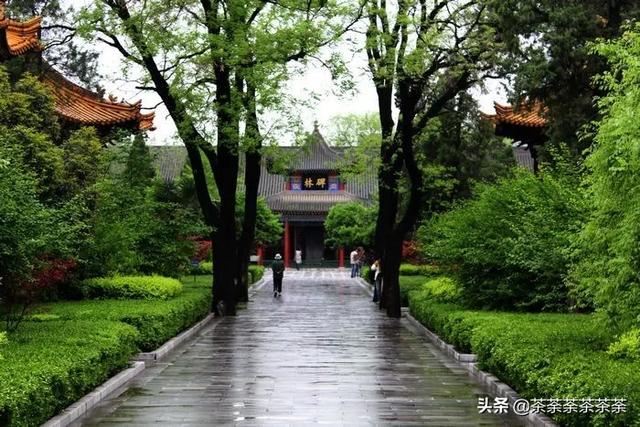 西安大热天的去哪里玩好点，不晒太阳哪种？