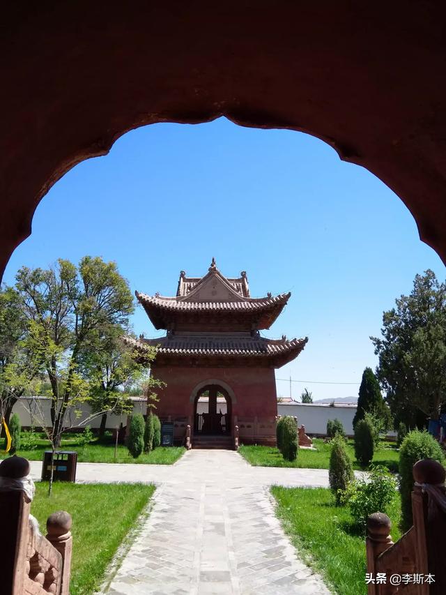 国庆节你会选择去哪里旅游？人少又好玩呢？