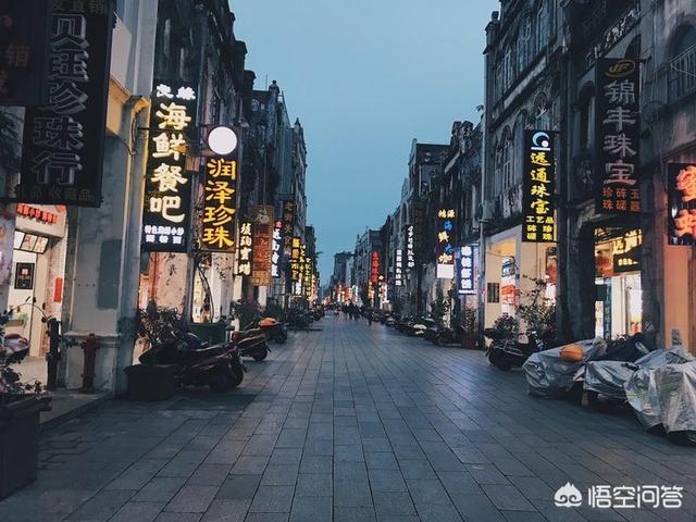 2019年春节，去哪些人少景好的地方旅游比较好？