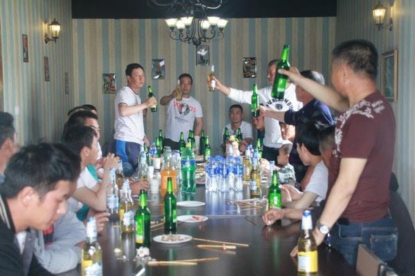 家庭聚餐的心情说说