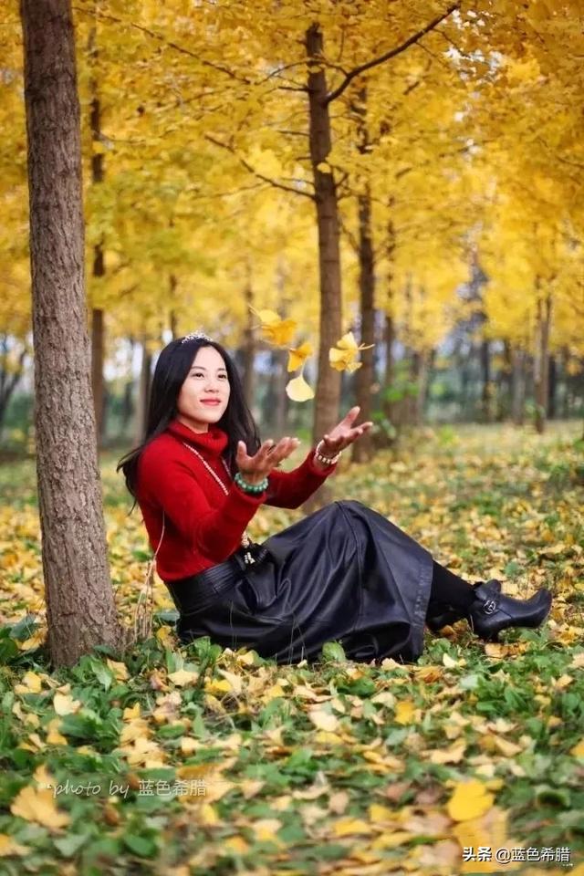 秋天穿什么衣服拍照好看？
