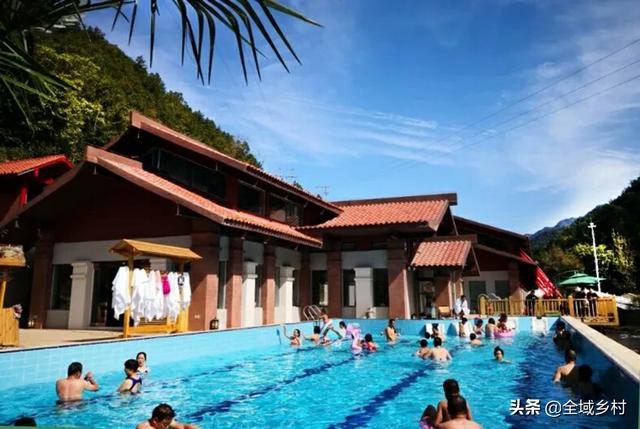 河南省内或周边自驾游5日，有推荐路线没？