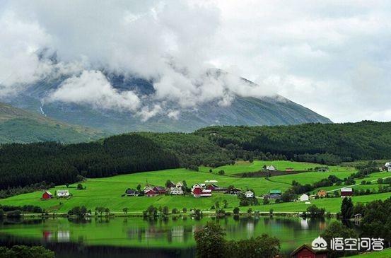 七八月份适合去哪里旅行？