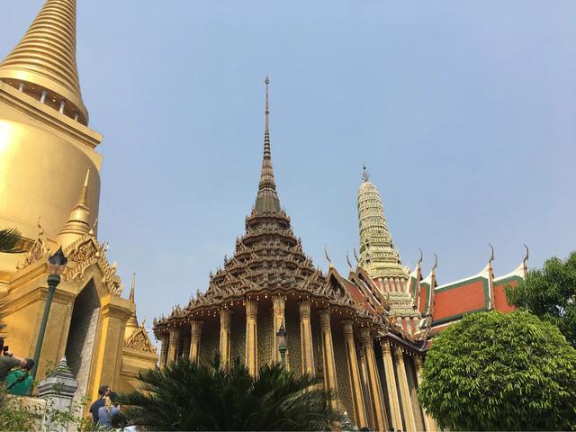 春节放假期间准备去泰国旅游有没有推荐地方，曼谷还是普吉岛呢？