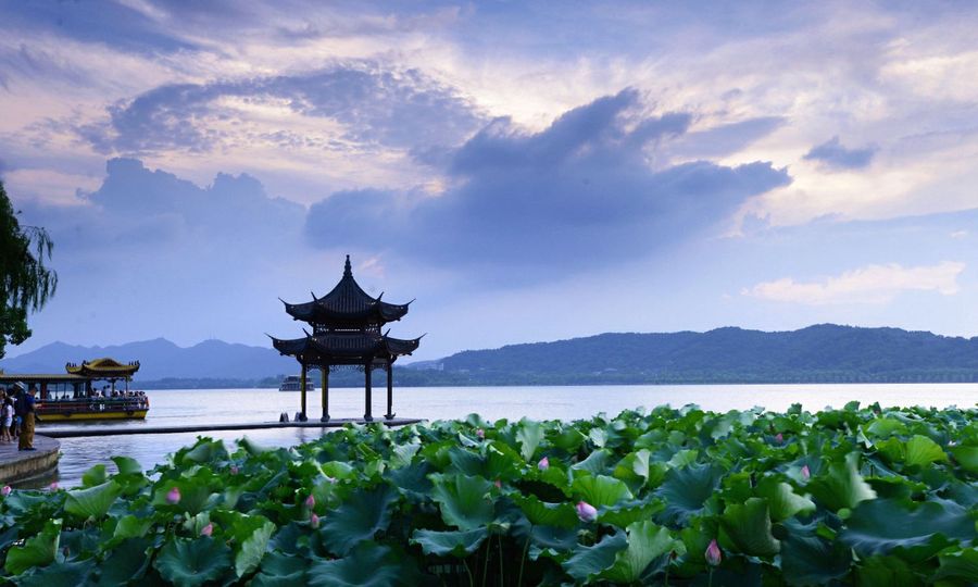 国庆快要到来，有哪些旅游景点值得推荐？