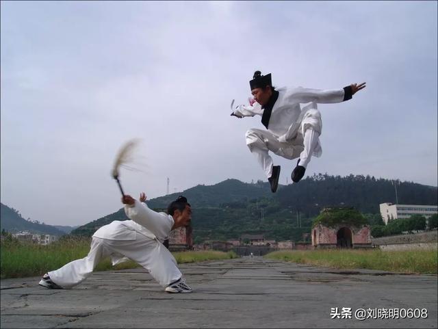 国庆从深圳去武当山旅游，有没有旅游攻略分享？