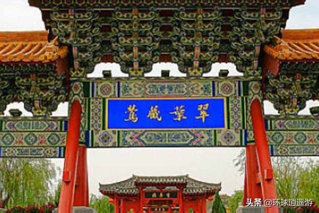 去开封玩，有哪些经典的旅游线路？