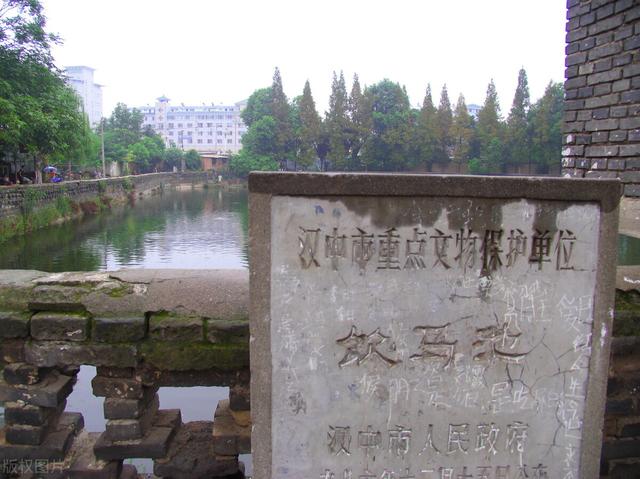 西安到重庆路上有什么好玩的？