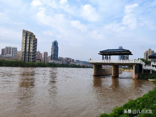 孩子放假了，七，八月份适合去哪个城市旅游？
