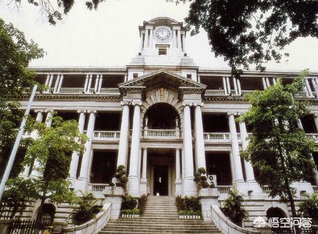 过年准备去广州旅游，除夕去，帮忙做个攻略，怎么玩比较好？