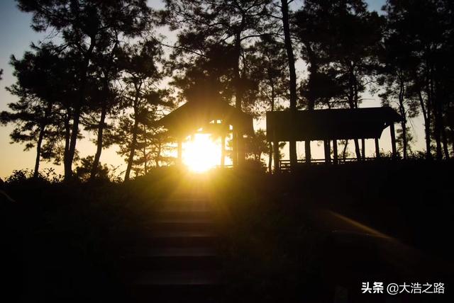 靠近江苏范围内有哪些旅游景点？