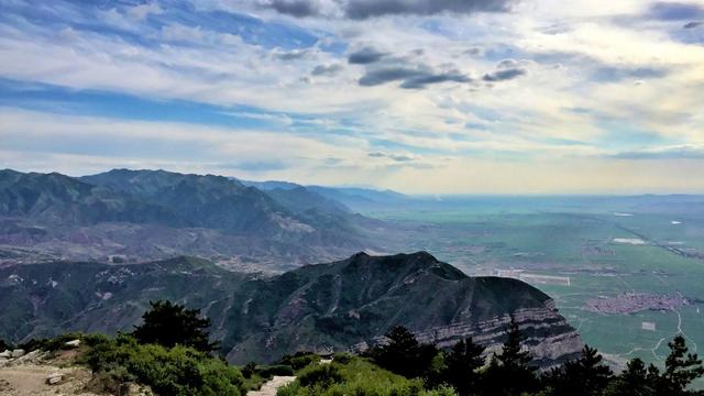 在中国旅游不得不去的十大名山，你心中那座山入选了吗？