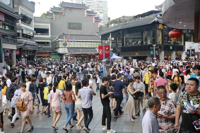 请问深圳有哪些著名的旅游景点，具体点大神帮帮忙？